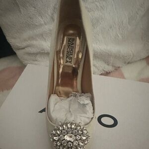 Satin Crème Badgley Mischa